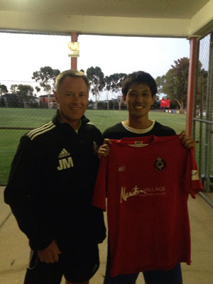 美濃村慶太 オーストラリア プレミアリーグ契約