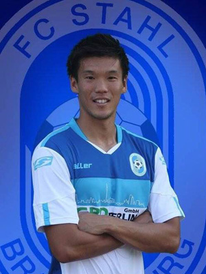 陶山崇 ドイツ6部リーグ契約