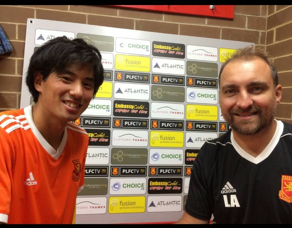 美濃村慶太　豪州４部契約